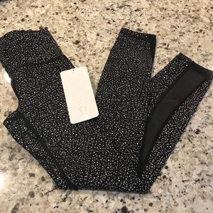 Lululemon Train Times 7/8 Pant with mesh